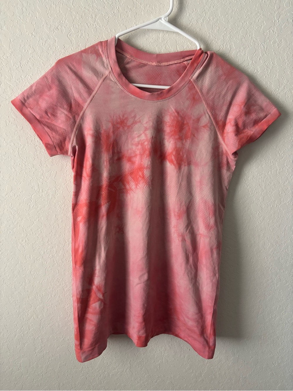 Lululemon Swiftly Tech Tee 2.0 Sz 8 Marble Dye Raspberry Cream Pink Running